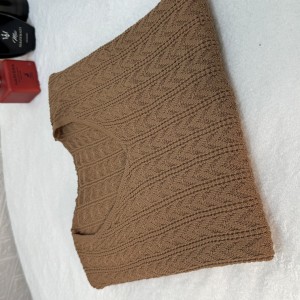 افت زنانه ویورا | یقه ۷، کشسان و نرم در ۱۹ رنگ جذاب