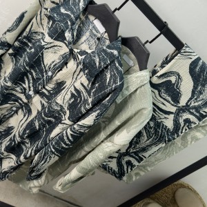 ست شومیز و شلوار اطلسی طرح‌دار | فری‌سایز، شلوار بگ، مناسب مهمانی و بهار