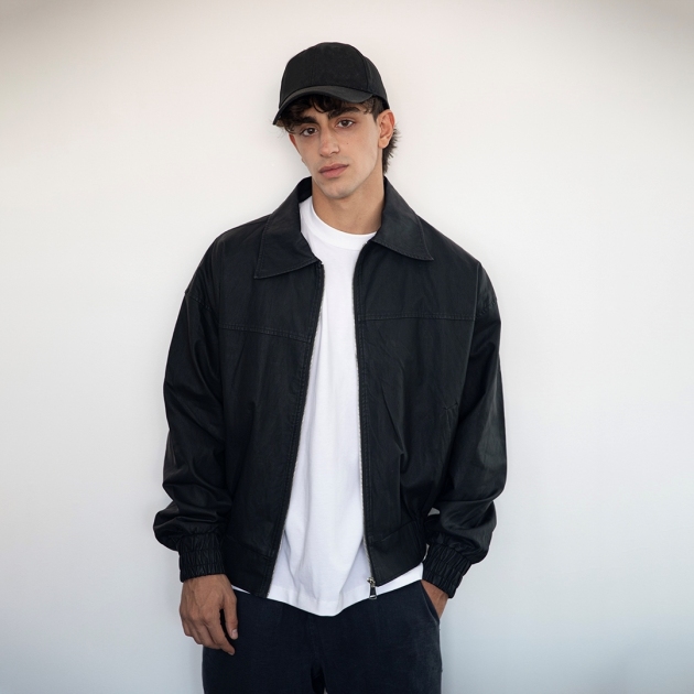 کاپشن 2 Galatea