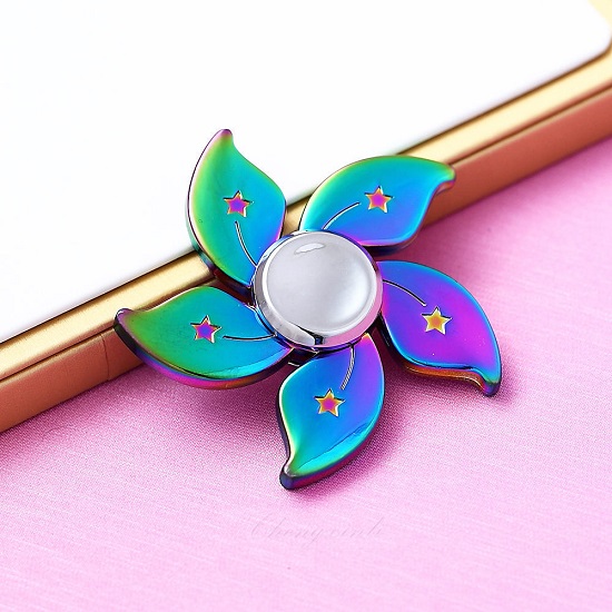 اسپینر Rainbow Fidget Spinner - اسپینر فلزی پنج پره رنگین کمانی طرح گل