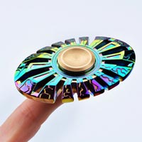 اسپینر اسپینر فلزی طرح بیضی رنگین کمانی با خطای دید - Colorful Metal Fidget Spinner