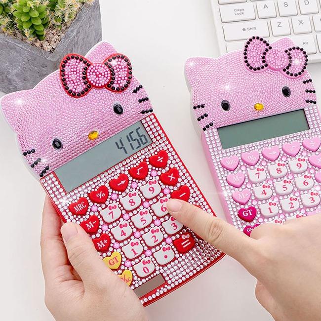 ماشین حساب فانتزی طرح هلوکیتی نگین دار Hello Kitty XD-1108 Calculator
