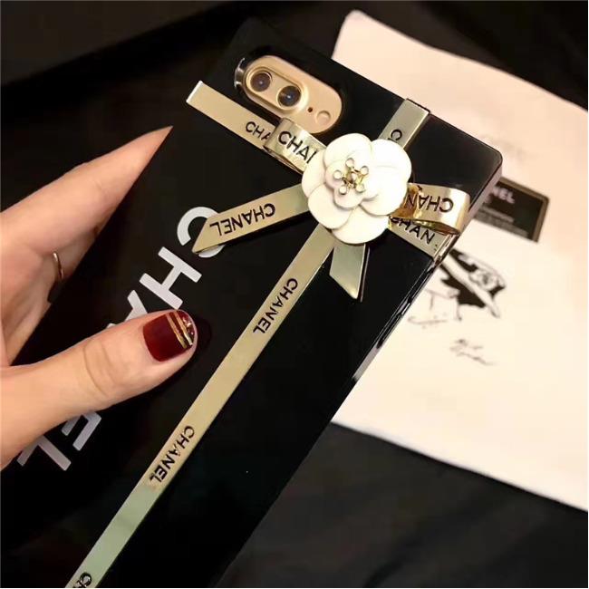 قاب طرح چنل برجسته Chanel Flower Case Apple iPhone X/Xs