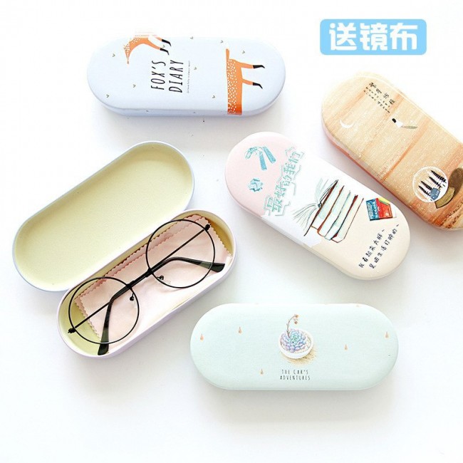 کیف عینک طرح فانتزی