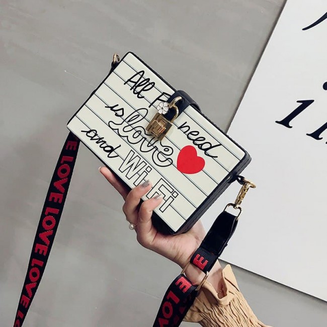 کیف دوشی فانتزی وای‌فای Love and WiFi design shoulder purse