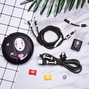 پک محافظ کابل اکلیلی براق به همراه کیف هندزفری دایره ای طرح دار