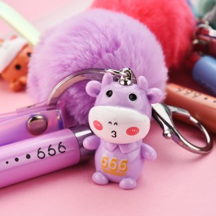 جاسوئیچی طرح گاو همراه با خز Lovely cow with fur keychain