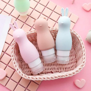 بطری قابل شارژ سیلیکونی مخصوص انواع کرم و شامپو 90ML cute silicone refillable rabbit and bear bottles for lotion and shampoo