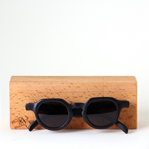 عینک چوبی مدل کمو