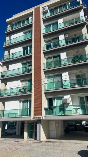 خرید نقدی واحد دو خوابه در گیرنه