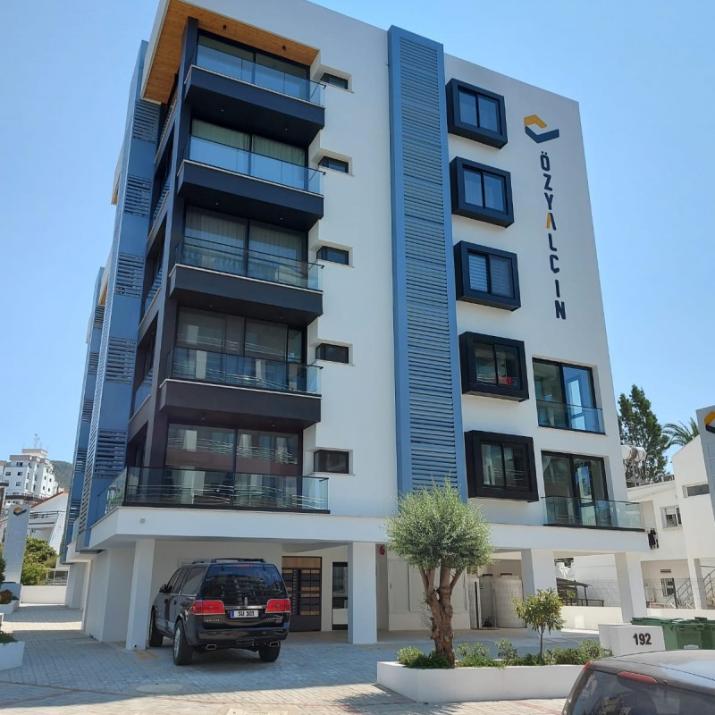 خرید دفترکار 42 تا 49 متری آماده تحویل در مرکز شهر گیرنه