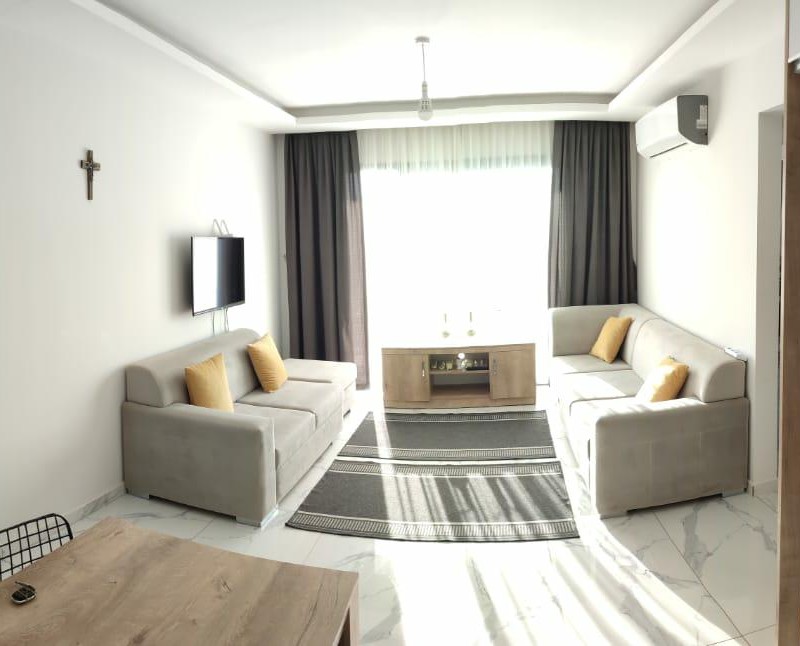 واحد آماده تحویل با مبلمان کامل در مرکز شهر فاماگوستا