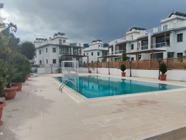 آپارتمان دو خوابه در گیرنه