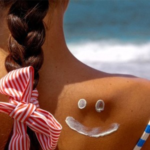 کرم ضد آفتاب موستلا MUSTELA