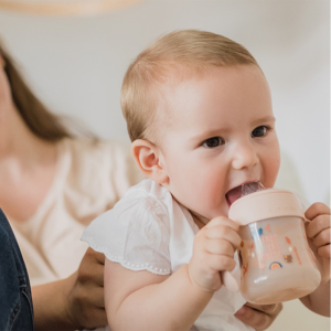 لیوان آبمیوه خوری +4 ماه سواوینکس  Suavinex  طرح سرخ پوست