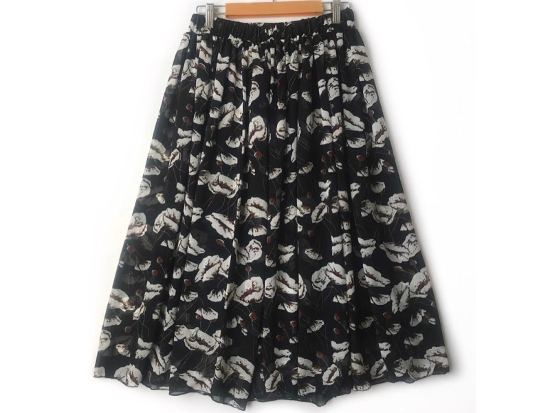 دامن حریر گلدار  قد 75  کد (894)