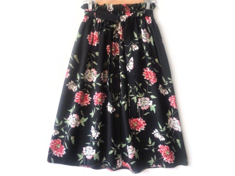 دامن دکمه دار گلدار  قد 75  کد (667)