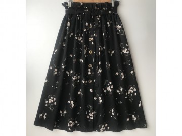 دامن دکمه دار گلدار  قد 75  کد (402)
