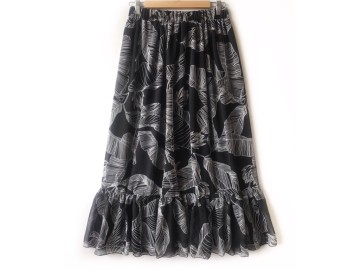 دامن حریر گلدار  قد 90 کد (۹۹)