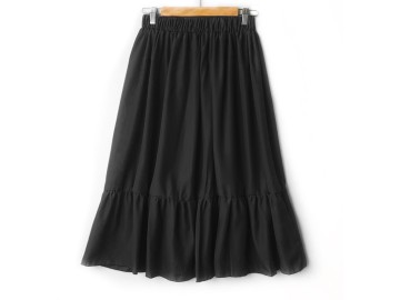 دامن حریر پله دار مشكي  قد 75 كد  621