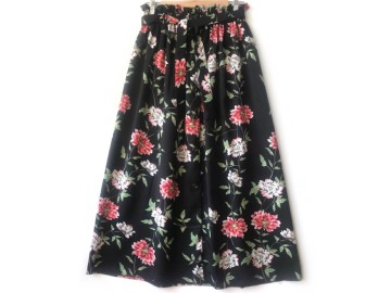 دامن دکمه دار گلدار  قد 90  کد (667)