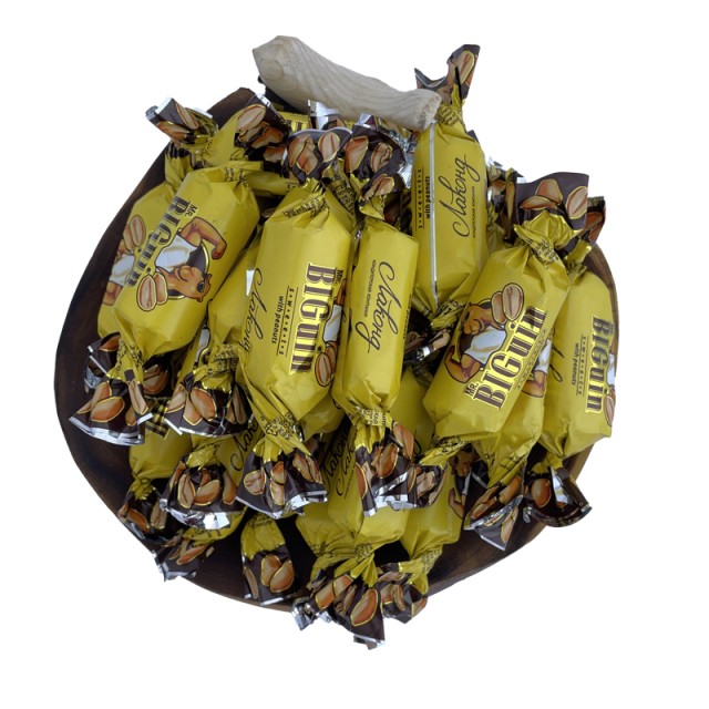 شکلات مستر بیگوئین abk بادام زمینی