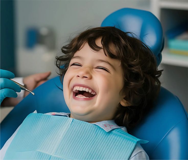 آدرس و شماره تماس و ساعت کاری کلینیک دندانپزشکی اطفال دکتر راضیه کامران