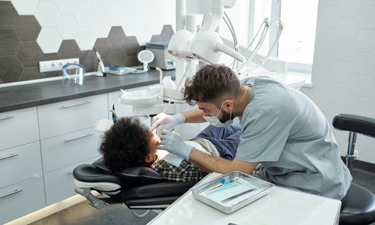 آدرس و شماره تماس و ساعت کاری کلینیک دندانپزشکی فرهنگیان میمه