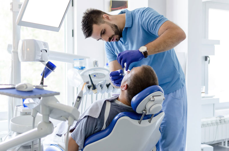 کلینیک دندانپزشکی در خیابان شهروند
