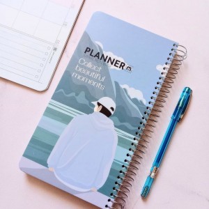 دفتر پلنر ۱۲ماهه (۲۳*۱۲)