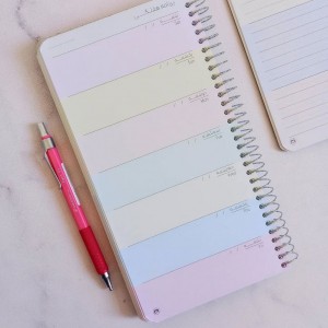 دفتر پلنر ۱۲ماهه (۲۳*۱۲)