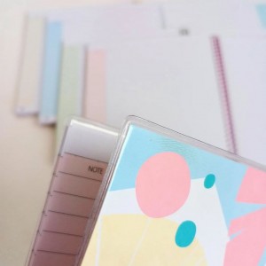 دفتر ۶۰ برگ سیمی مجلد مربعی شکل