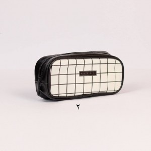 جامدادی دو زیپ طرح جئومتریک