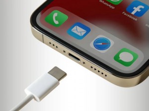 هر آنچه باید در مورد آیفون ۱۵ با درگاه USB- C بدانید!