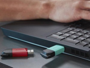 نحوه استفاده از درایو فلش USB در رایانه شخصی ویندوز