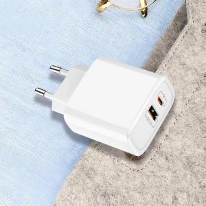 شارژر فست AUlEX مدل AG-08 با کابل تایپ سی