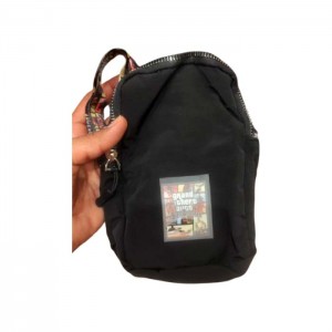 کیف موبایلی در طرح‌های مختلف