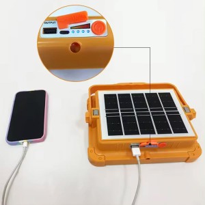 پروژکتور LED خورشیدی پنلی دارای گواهی ضد آب IP66