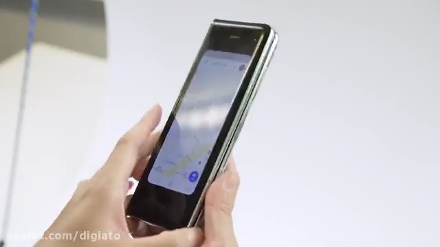 ویدئو :  نگاه نزدیک به گوشی تاشو موتورولا ریزر