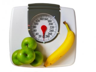 آیا قند موجود در میوه جات موجب افزایش وزن می شود؟