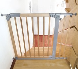 ساخت محافظ پله برای حفاظت از کودک