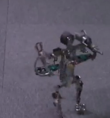 ویدئو:با هاردهای خراب ربات درست کنید