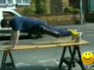 ویدئو:    کلیپ های خنده دار