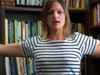 ویدئو :  تمرین یوگا برای پشت میز نشین ها