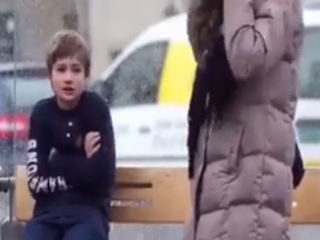 ویدئو : مهربانی ملیت نمی شناسد دل می شناسد