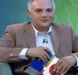 ویدئو:   قسمتی از طنز خندوانه