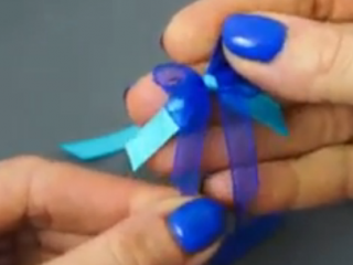 ویدئو:    شیوه درست کردن پاپیون با چنگال