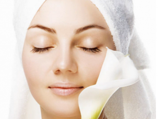 ویدئو:   ماسک مرطوب کننده و مغذی پوست