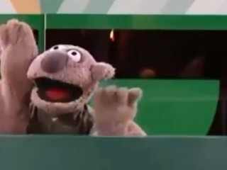 ویدئو : ویژه عید : جناب خان و ماجراء عیدی هاش !!