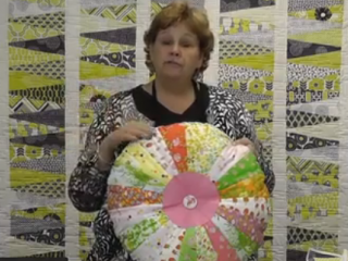 ویدئو : دوخت کوسن یا بالش دایره ای چهل تیکه ساده